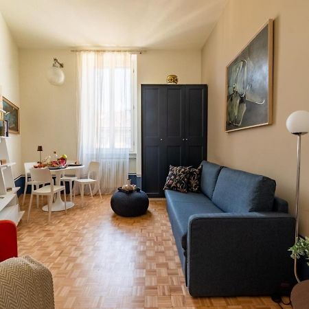The Best Rent - Beautiful Apartment In Milan Downtown Bagian luar foto