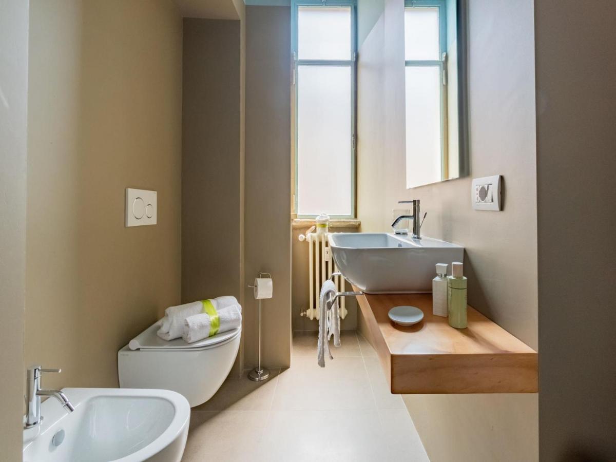 The Best Rent - Beautiful Apartment In Milan Downtown Bagian luar foto