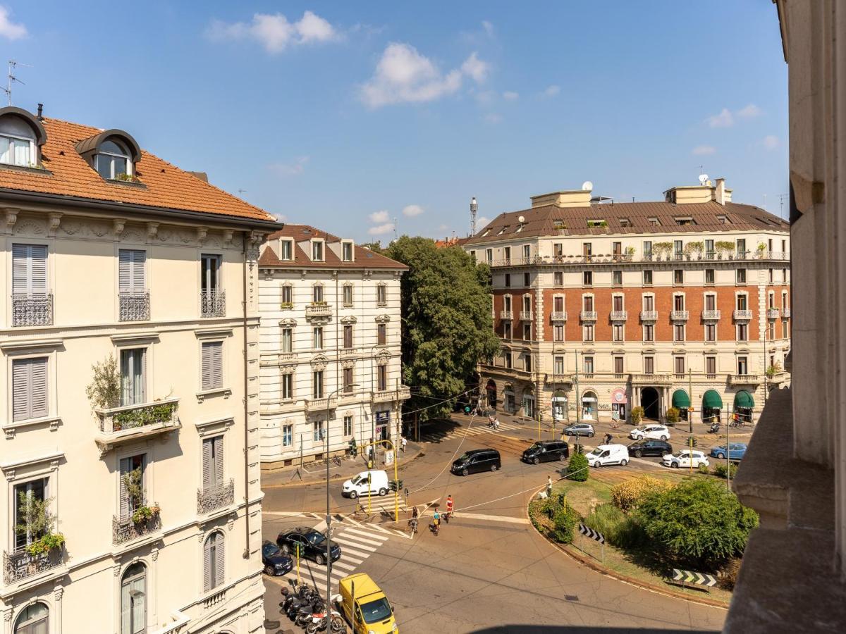 The Best Rent - Beautiful Apartment In Milan Downtown Bagian luar foto